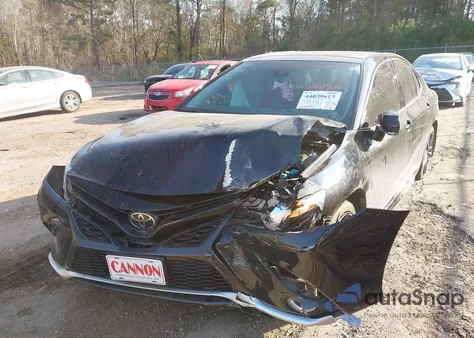 2021 Toyota Camry Xse z USA, uszkodzony, nr VIN 4T1K61AK2MU602471